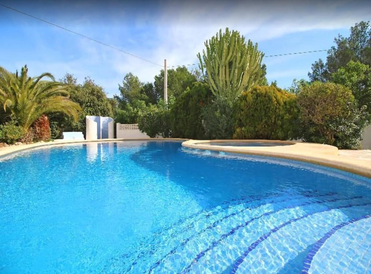 Villa Totalmente Independiente Con Piscina Comunitaria Calpe Eksteriør bilde